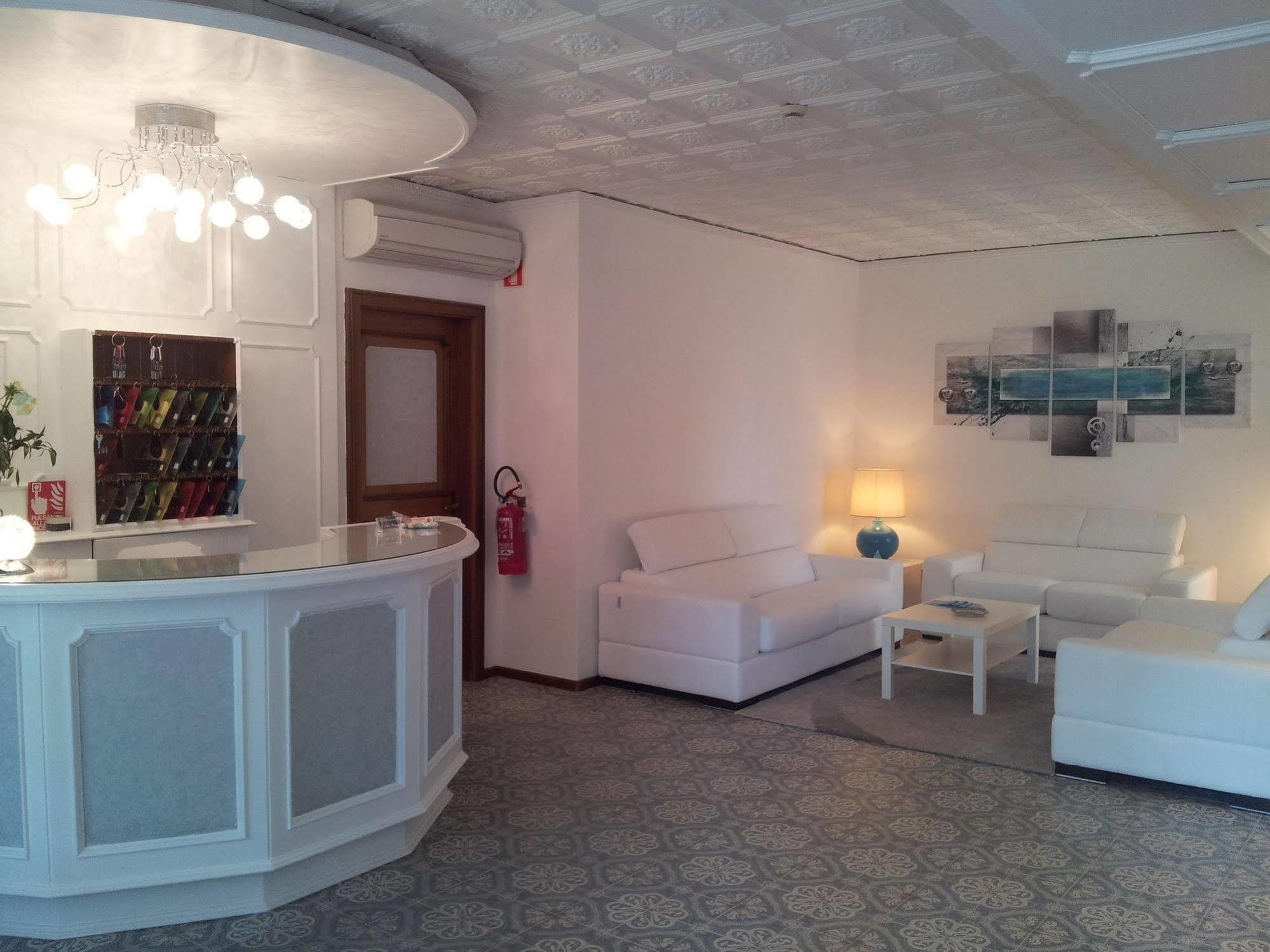 Hotel Moreri Grado Exterior foto